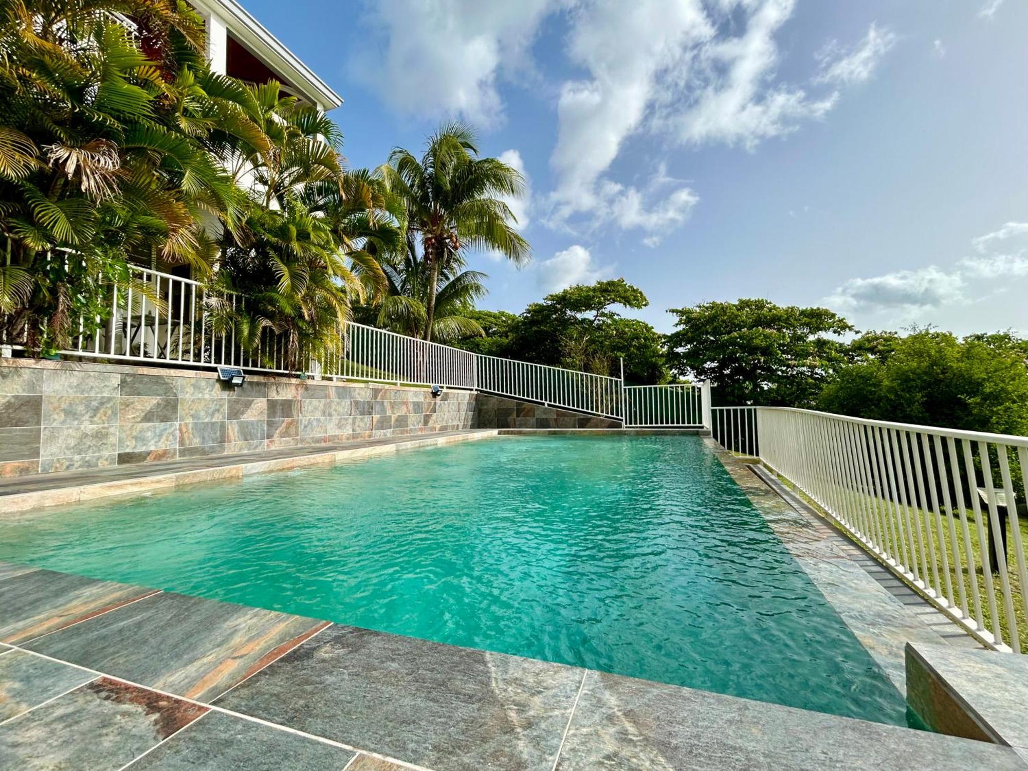 Apartamento Bleu Soleil Le Morne-Vert Exterior foto